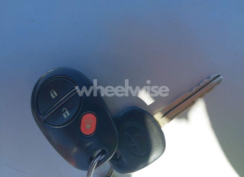 Photo 11 of 2005 Toyota Tacoma BASE V6 (VIN 5TEUU42N85Z084727)