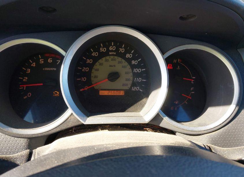 Photo 7 of 2005 Toyota Tacoma BASE V6 (VIN 5TEUU42N85Z121503)