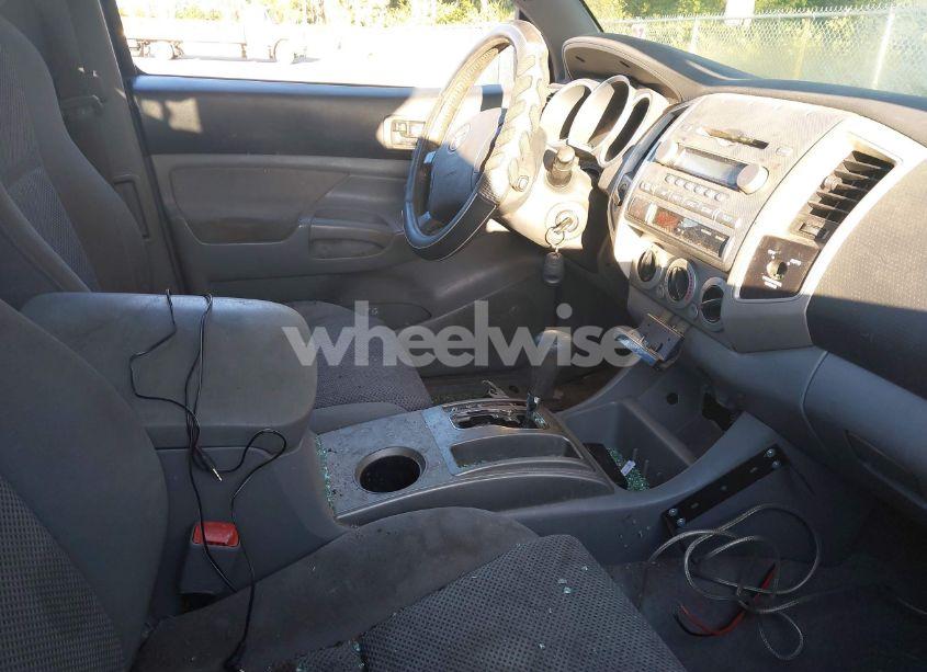 Photo 5 of 2006 Toyota Tacoma BASE V6 (VIN 5TEUU42N86Z174218)