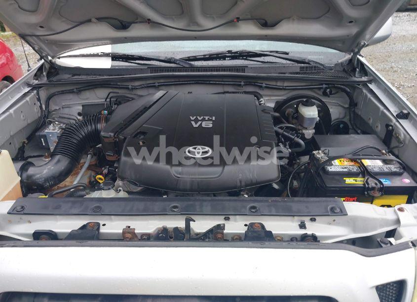 Photo 10 of 2006 Toyota Tacoma BASE V6 (VIN 5TEUU42N86Z219674)