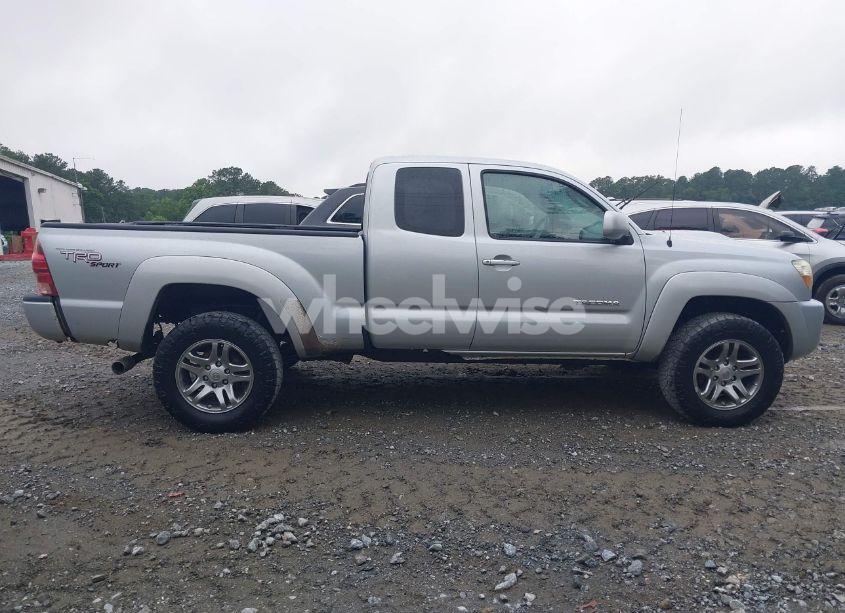 Photo 13 of 2006 Toyota Tacoma BASE V6 (VIN 5TEUU42N86Z219674)