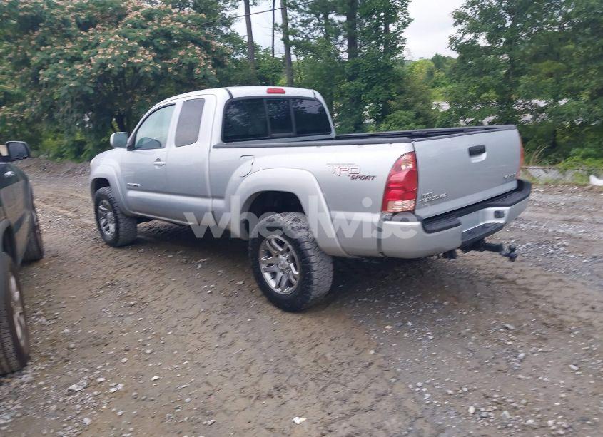 Photo 3 of 2006 Toyota Tacoma BASE V6 (VIN 5TEUU42N86Z219674)