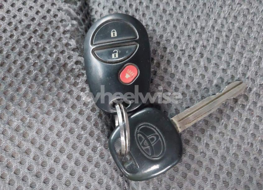 Photo 11 of 2005 Toyota Tacoma ACCESS CAB (VIN 5TEUU42N95Z077477)