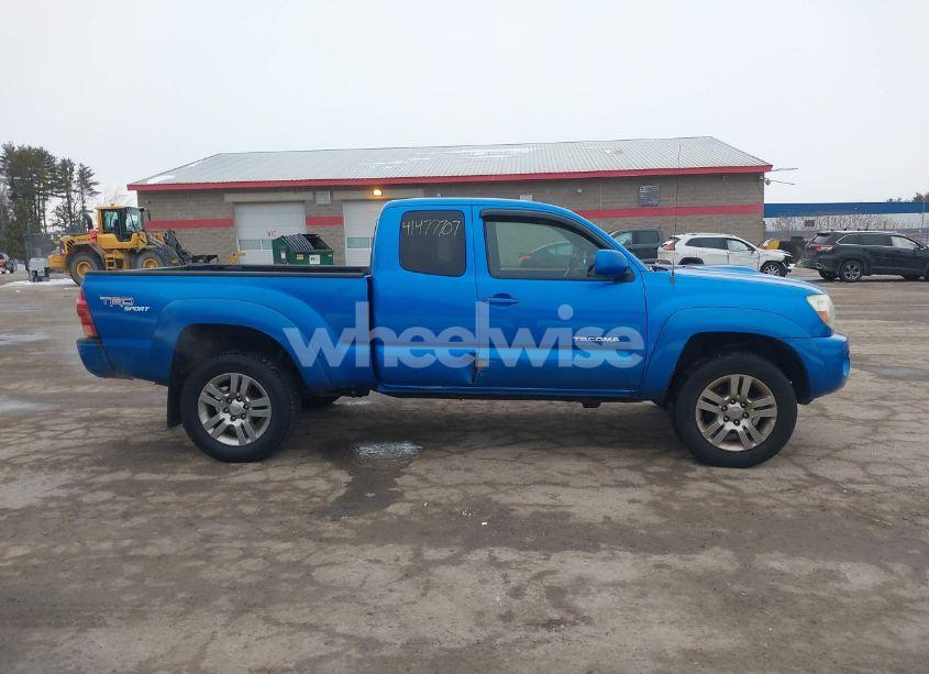 Photo 13 of 2005 Toyota Tacoma ACCESS CAB (VIN 5TEUU42N95Z077477)