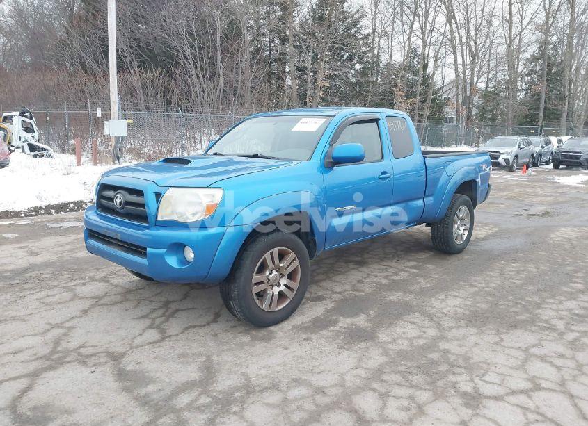 Photo 2 of 2005 Toyota Tacoma ACCESS CAB (VIN 5TEUU42N95Z077477)