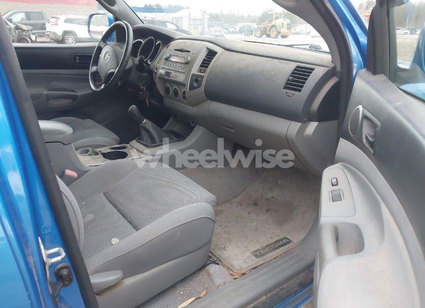Photo 5 of 2005 Toyota Tacoma ACCESS CAB (VIN 5TEUU42N95Z077477)