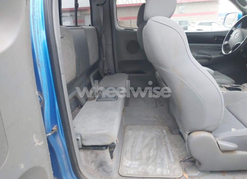 Photo 8 of 2005 Toyota Tacoma ACCESS CAB (VIN 5TEUU42N95Z077477)