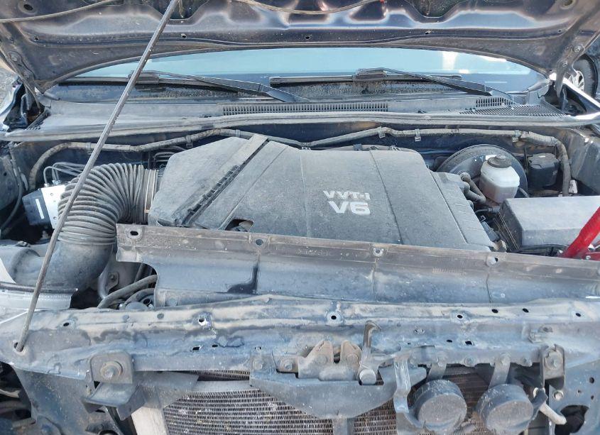 Photo 10 of 2006 Toyota Tacoma BASE V6 (VIN 5TEUU42NX6Z195166)