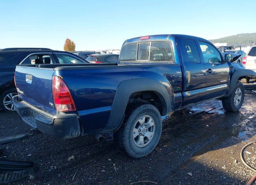 Photo 4 of 2006 Toyota Tacoma BASE V6 (VIN 5TEUU42NX6Z195166)