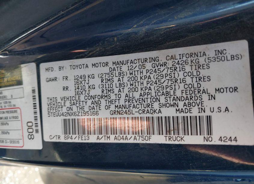 Photo 9 of 2006 Toyota Tacoma BASE V6 (VIN 5TEUU42NX6Z195166)