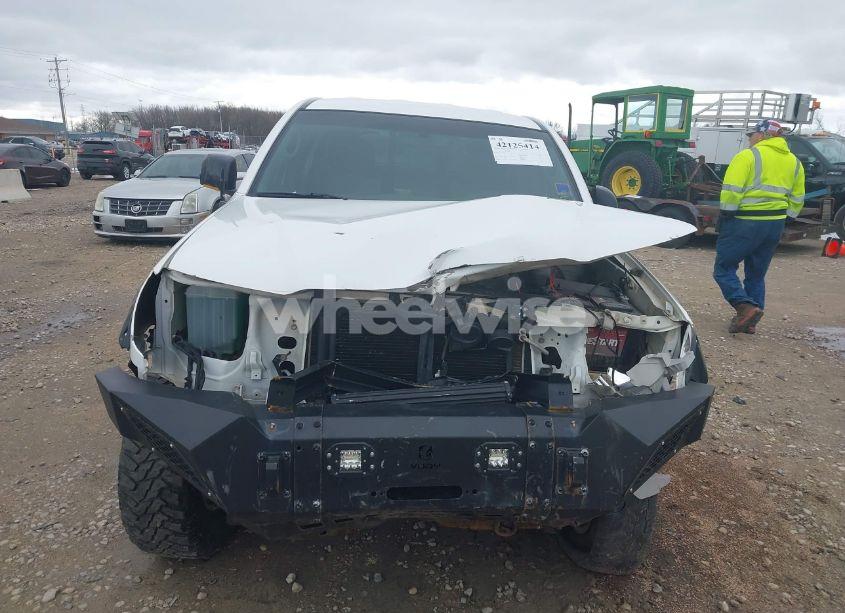 Photo 12 of 2008 Toyota Tacoma BASE V6 (VIN 5TEUU42NX8Z525861)