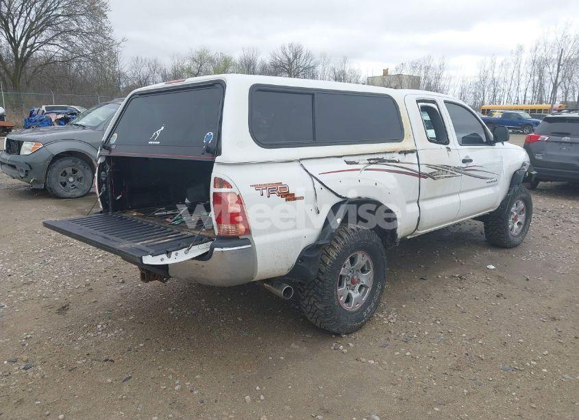 Photo 4 of 2008 Toyota Tacoma BASE V6 (VIN 5TEUU42NX8Z525861)