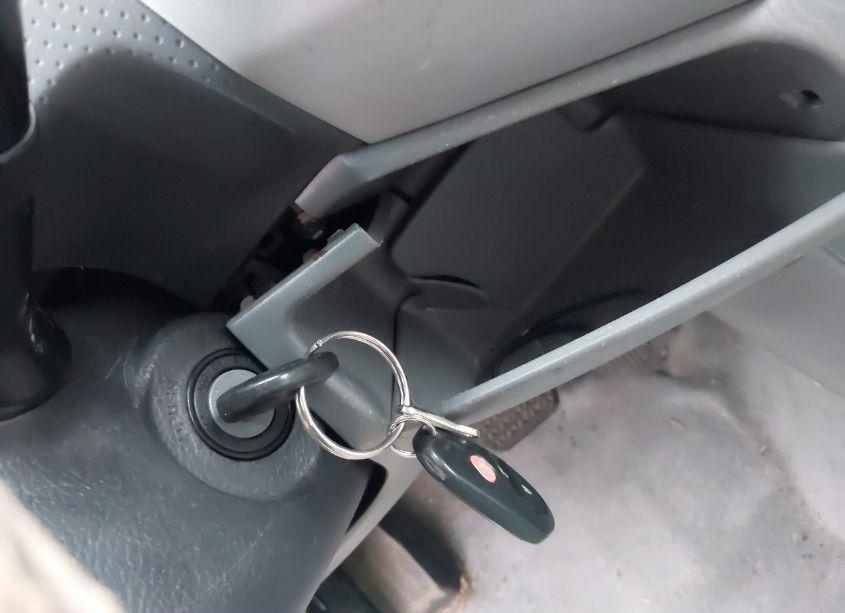 Photo 11 of 2010 Toyota Tacoma BASE V6 (VIN 5TEUU4EN8AZ748093)