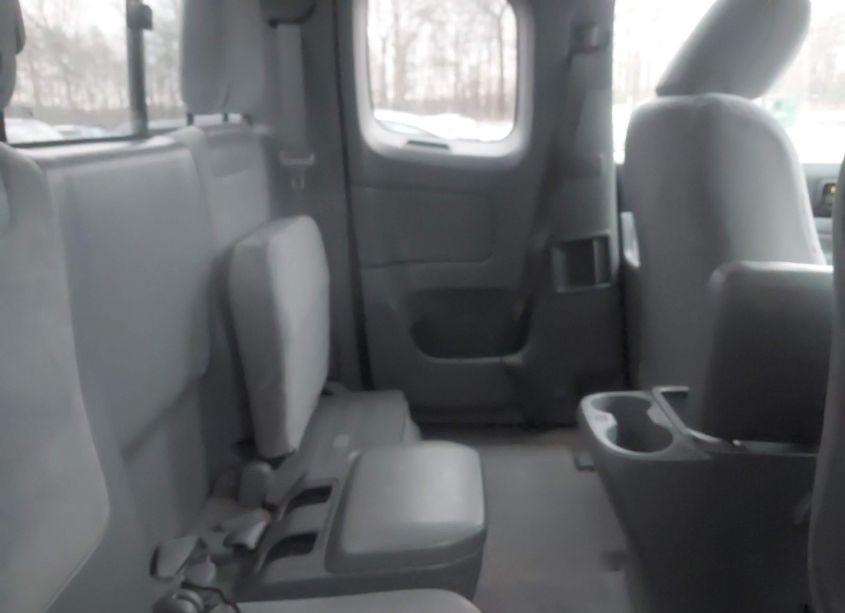 Photo 8 of 2010 Toyota Tacoma BASE V6 (VIN 5TEUU4EN8AZ748093)