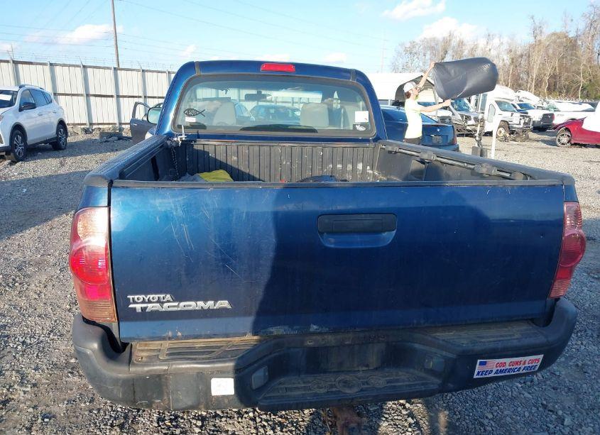 Photo 16 of 2007 Toyota Tacoma N/A (VIN 5TEUX42N17Z410054)