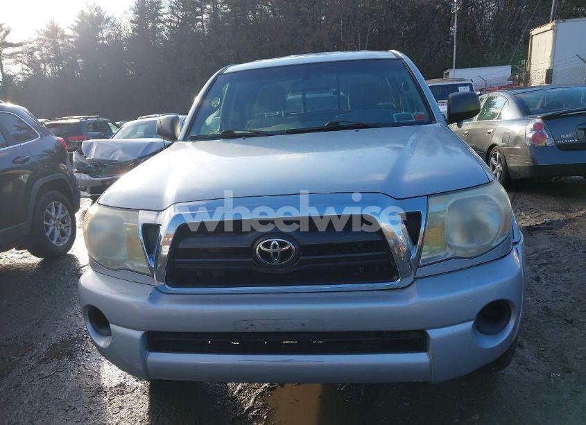Photo 12 of 2005 Toyota Tacoma (VIN 5TEUX42N35Z139429)