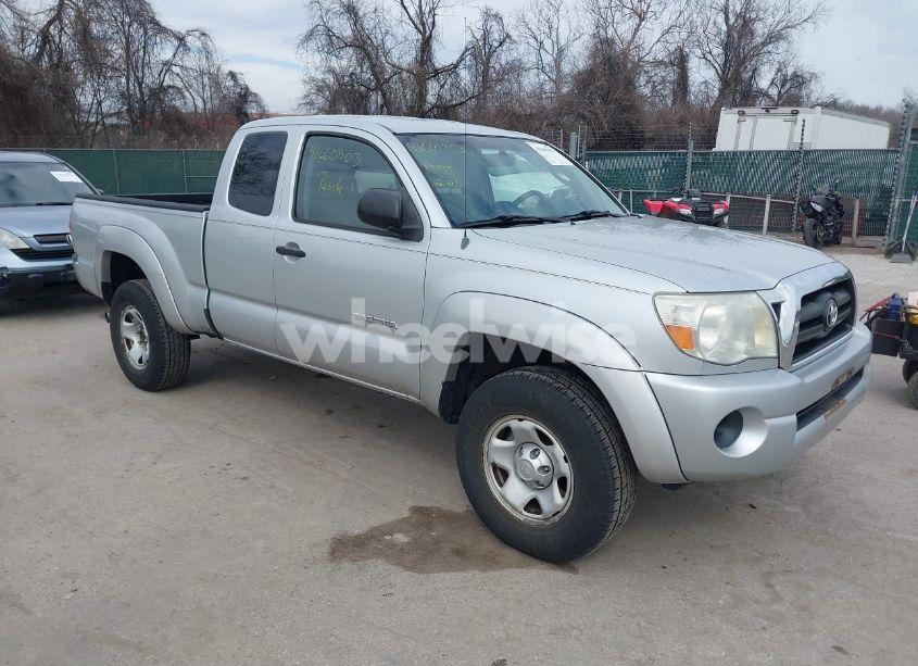 2006 Toyota Tacoma (VIN 5TEUX42N46Z197762) main photo