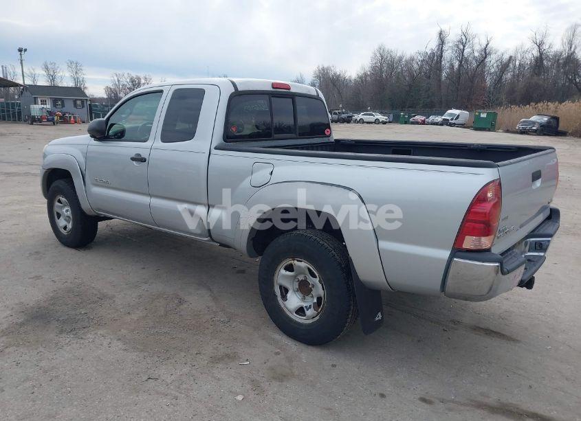 Photo 3 of 2006 Toyota Tacoma (VIN 5TEUX42N46Z197762)