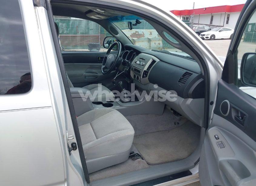 Photo 5 of 2006 Toyota Tacoma (VIN 5TEUX42N46Z197762)