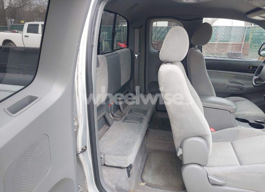 Photo 8 of 2006 Toyota Tacoma (VIN 5TEUX42N46Z197762)