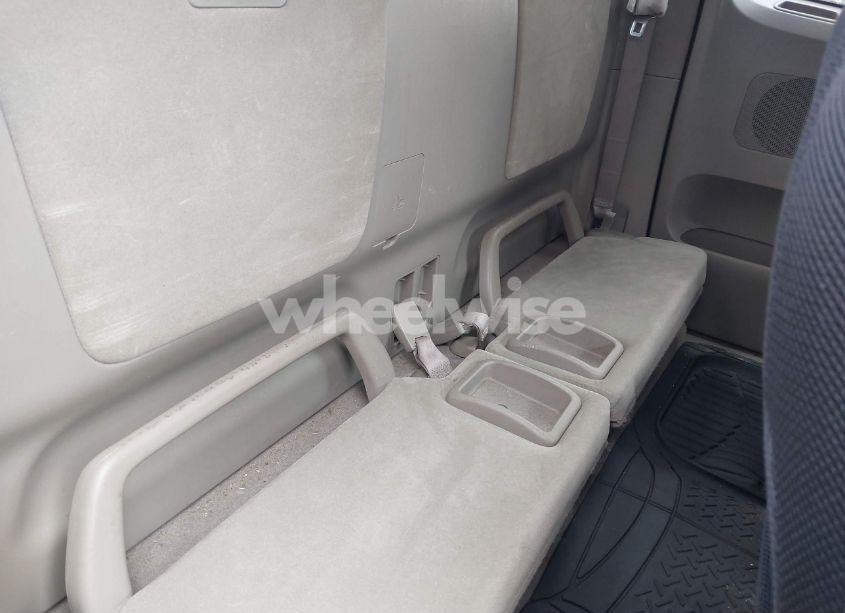 Photo 8 of 2005 Toyota Tacoma (VIN 5TEUX42N55Z098236)