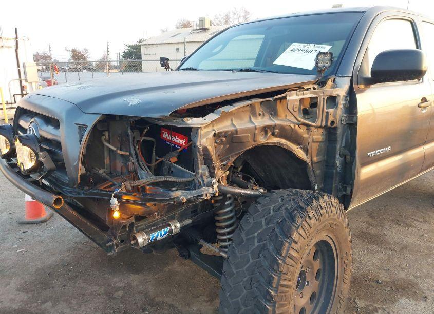Photo 6 of 2009 Toyota Tacoma (VIN 5TEUX42N59Z608395)