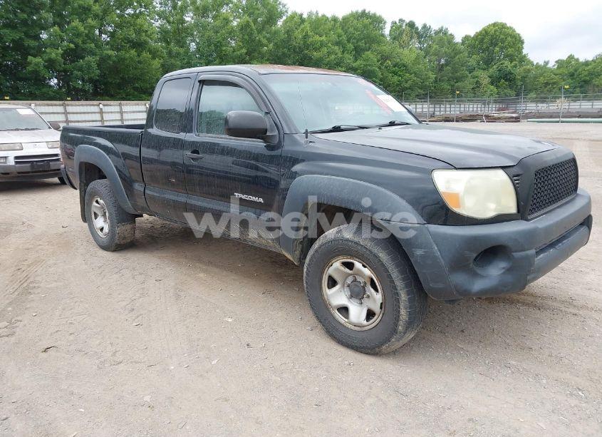 2008 Toyota Tacoma (VIN 5TEUX42N68Z551185) main photo