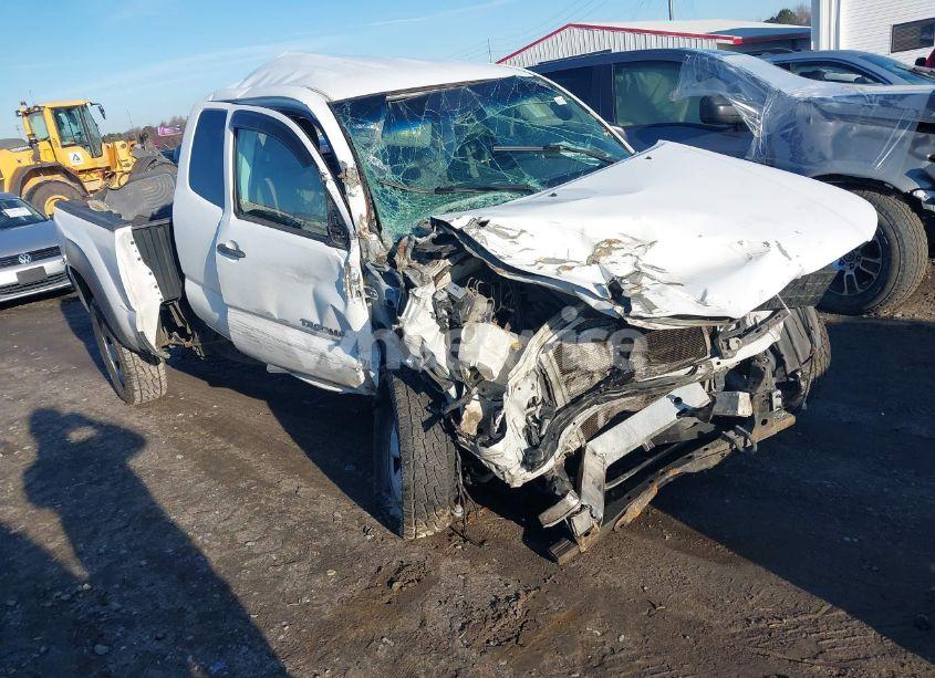 2008 Toyota Tacoma (VIN 5TEUX42N78Z522553) main photo