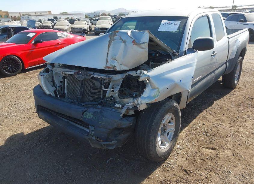 Photo 6 of 2005 Toyota Tacoma (VIN 5TEUX42N85Z085030)