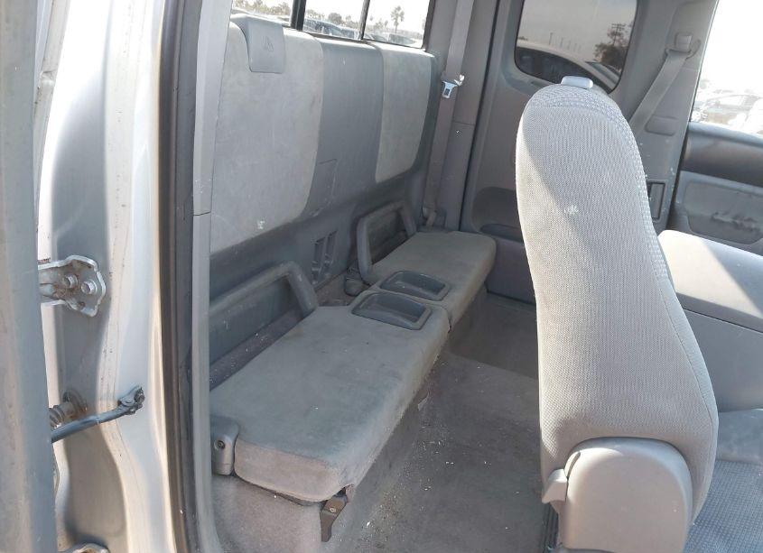 Photo 8 of 2005 Toyota Tacoma (VIN 5TEUX42N85Z085030)