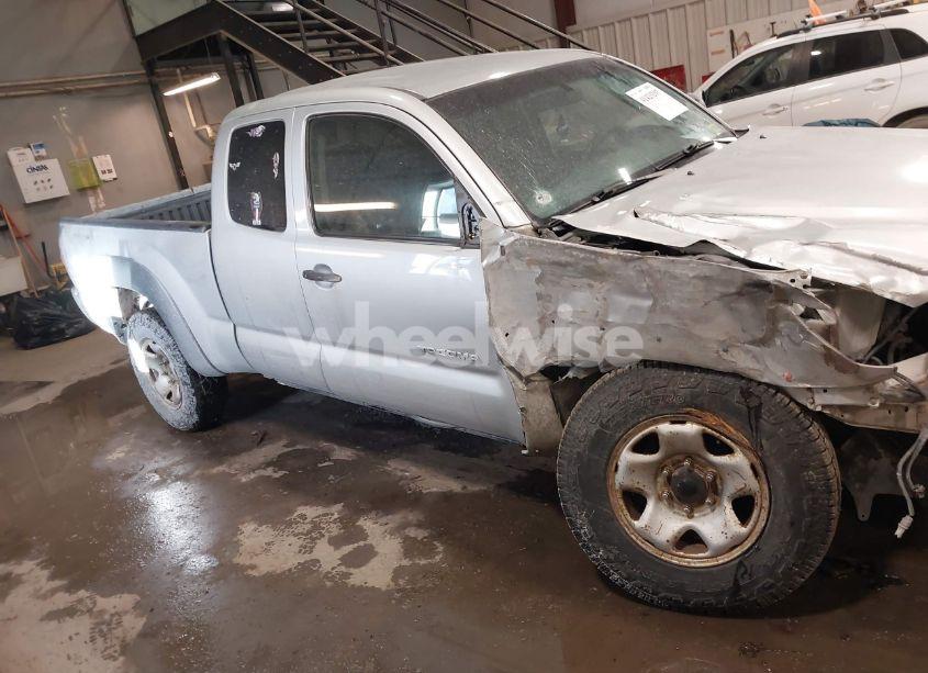 Photo 14 of 2005 Toyota Tacoma (VIN 5TEUX42N85Z105423)