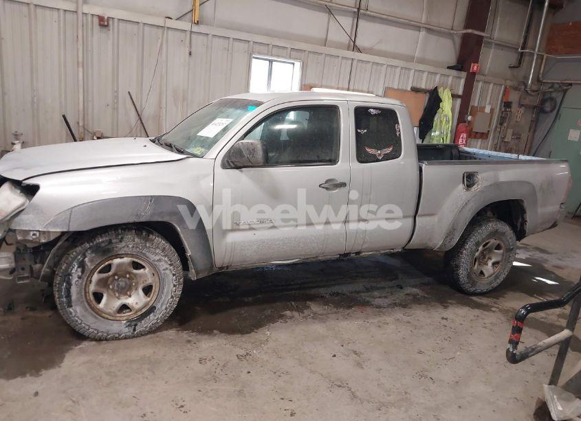 Photo 15 of 2005 Toyota Tacoma (VIN 5TEUX42N85Z105423)