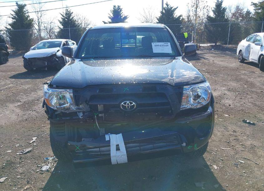 Photo 12 of 2005 Toyota Tacoma (VIN 5TEUX42N95Z012846)
