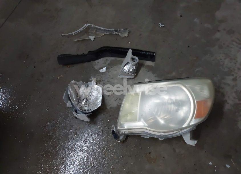 Photo 12 of 2006 Toyota Tacoma (VIN 5TEUX42N96Z255980)