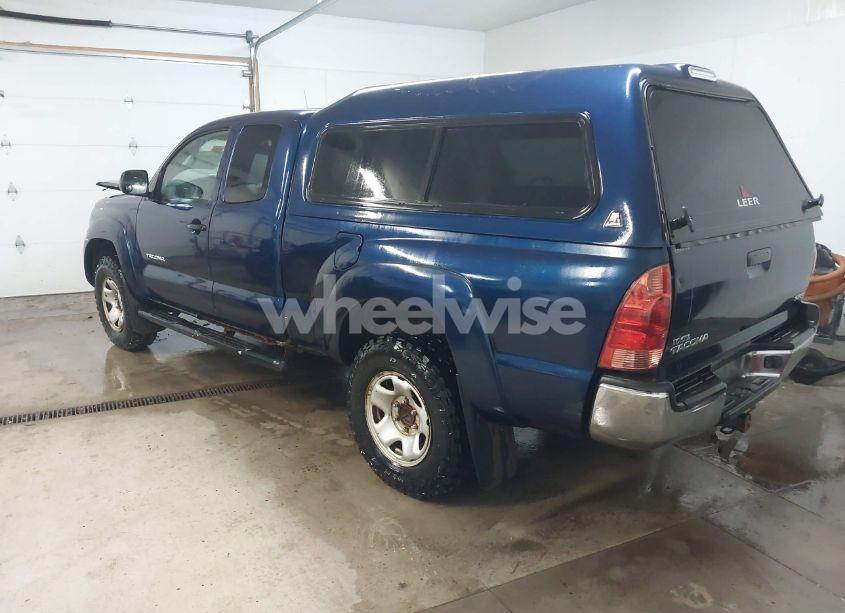 Photo 3 of 2006 Toyota Tacoma (VIN 5TEUX42N96Z255980)