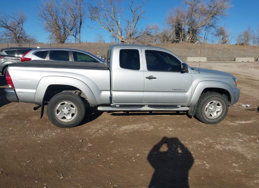 Photo 13 of 2006 Toyota Tacoma N/A (VIN 5TEUX42N96Z264808)