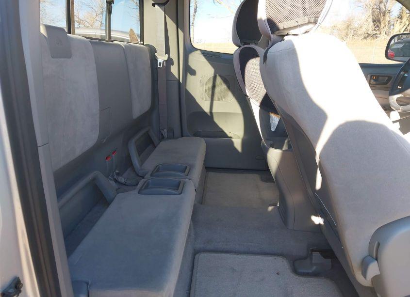 Photo 8 of 2006 Toyota Tacoma N/A (VIN 5TEUX42N96Z264808)