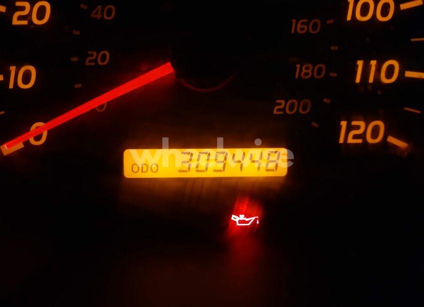 Photo 15 of 2005 Toyota Tacoma (VIN 5TEUX42NX5Z137161)
