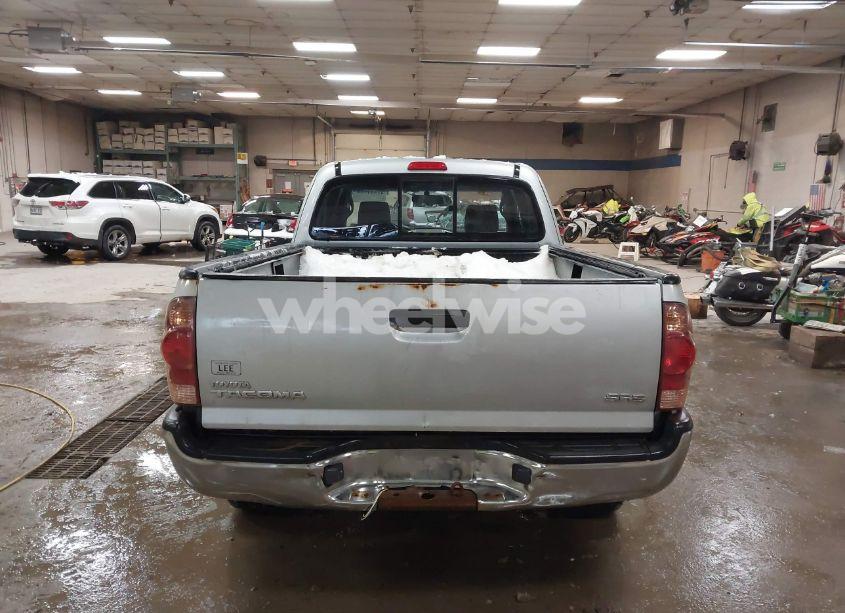Photo 16 of 2005 Toyota Tacoma (VIN 5TEUX42NX5Z137161)