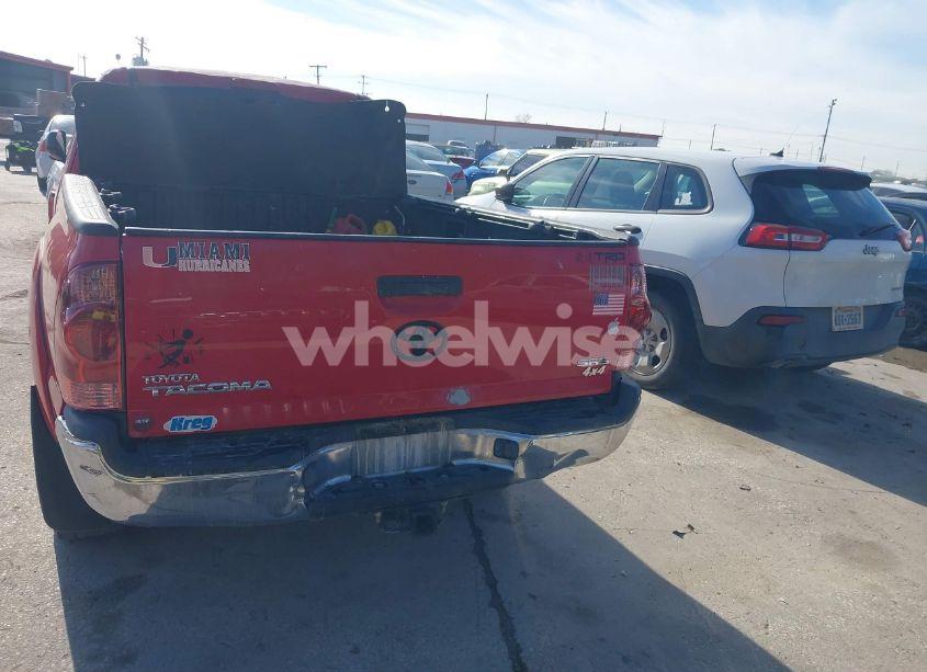 Photo 17 of 2006 Toyota Tacoma N/A (VIN 5TEUX42NX6Z283853)