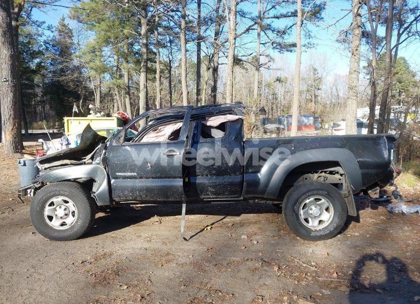 Photo 14 of 2010 Toyota Tacoma (VIN 5TEUX4EN0AZ703849)