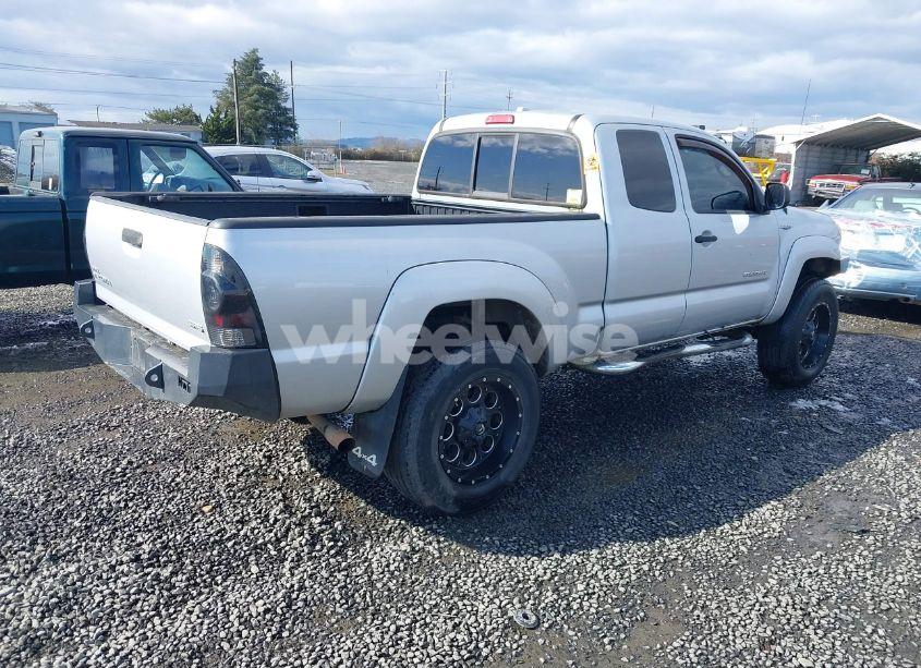 Photo 4 of 2010 Toyota Tacoma (VIN 5TEUX4EN3AZ749109)