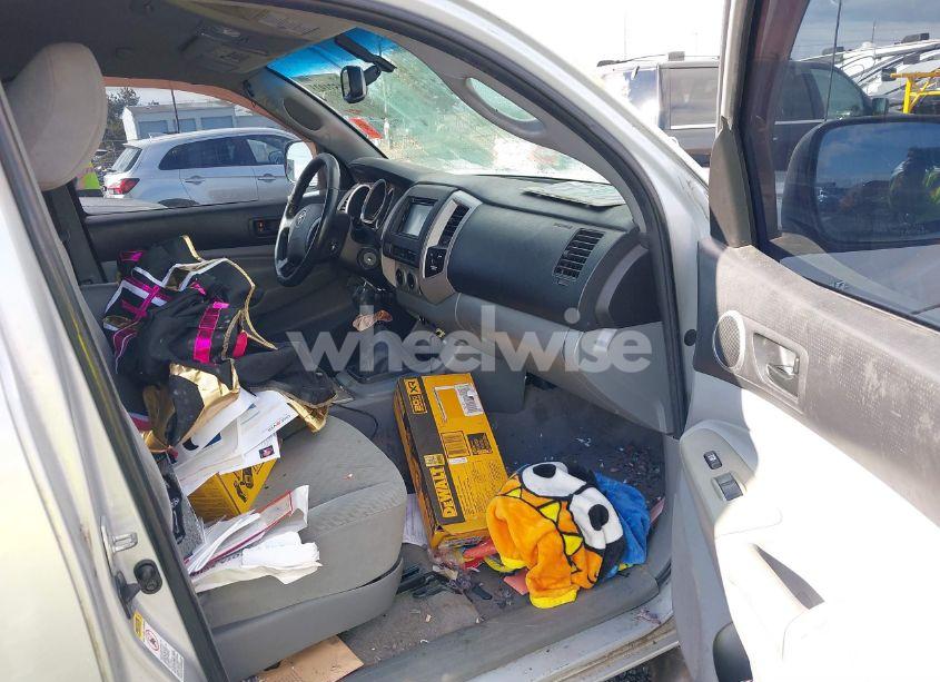 Photo 5 of 2010 Toyota Tacoma (VIN 5TEUX4EN3AZ749109)