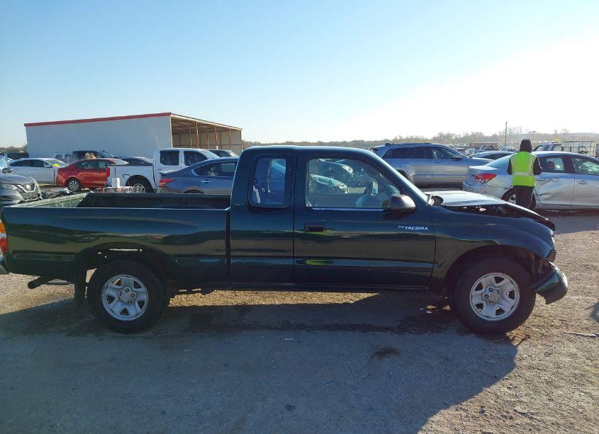 Photo 13 of 2002 Toyota Tacoma (VIN 5TEVL52N02Z084858)