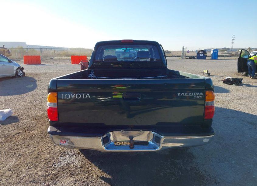 Photo 16 of 2002 Toyota Tacoma (VIN 5TEVL52N02Z084858)
