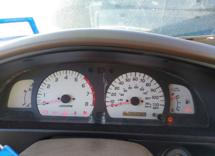 Photo 7 of 2002 Toyota Tacoma (VIN 5TEVL52N02Z084858)