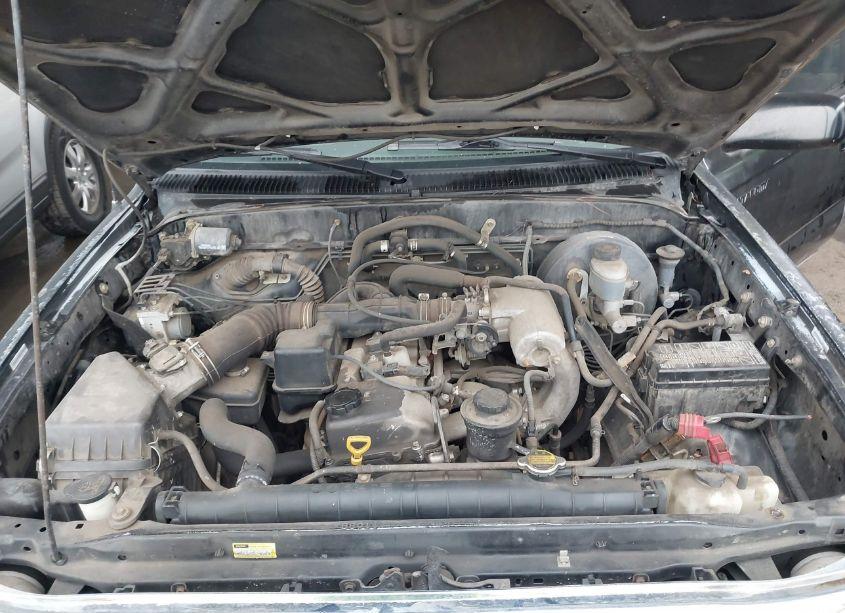 Photo 10 of 2003 Toyota Tacoma N/A (VIN 5TEVL52N03Z170835)