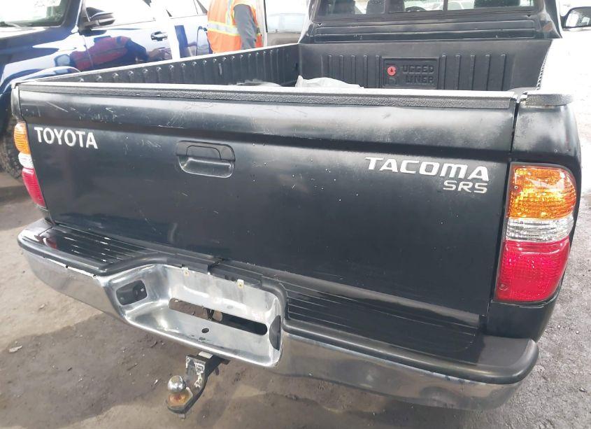 Photo 6 of 2003 Toyota Tacoma N/A (VIN 5TEVL52N03Z170835)