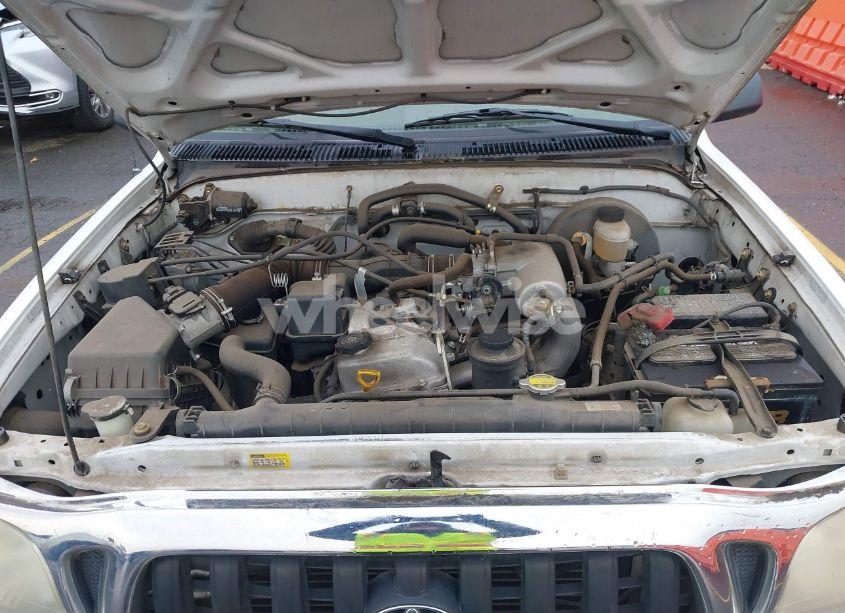 Photo 10 of 2004 Toyota Tacoma (VIN 5TEVL52N14Z433688)