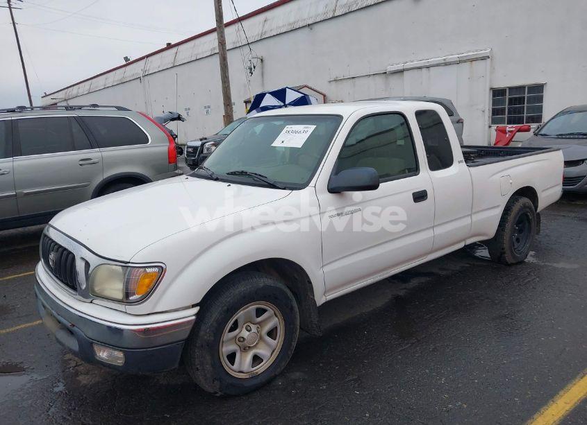 Photo 2 of 2004 Toyota Tacoma (VIN 5TEVL52N14Z433688)